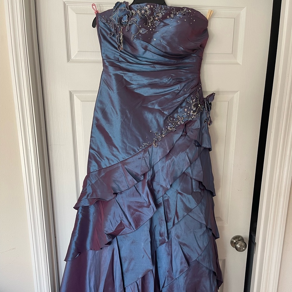 Incredible Dress